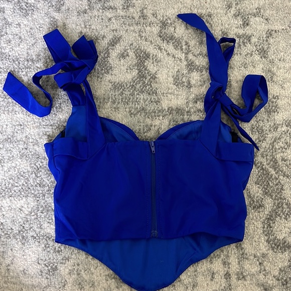 Shoulder Tie Corset Top - Picture 3 of 3